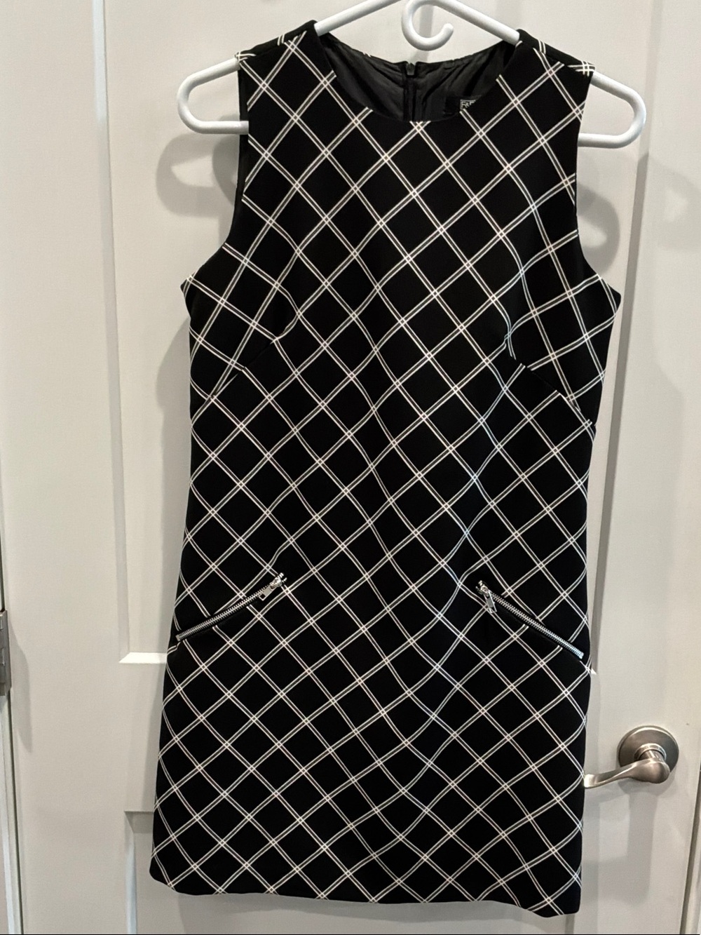 F&F Size 6 Lined Black Diamond-Check Sleeveless Shift Dress With Pockets Zip